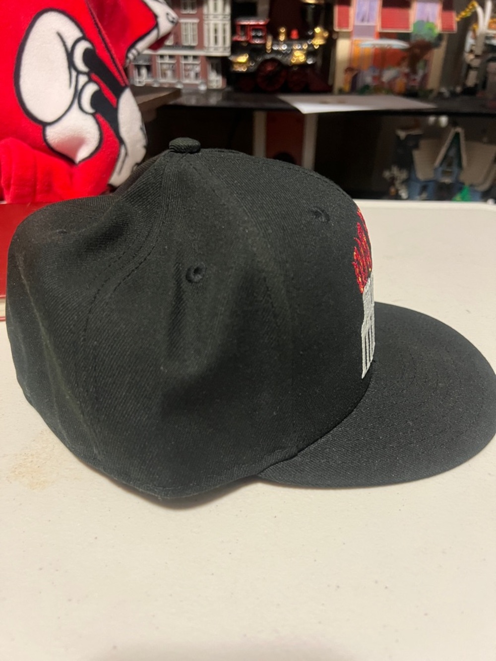 𝙉𝙚𝙬 𝙀𝙧𝙖 𝙃𝙖𝙩 - Picture 4 of 6